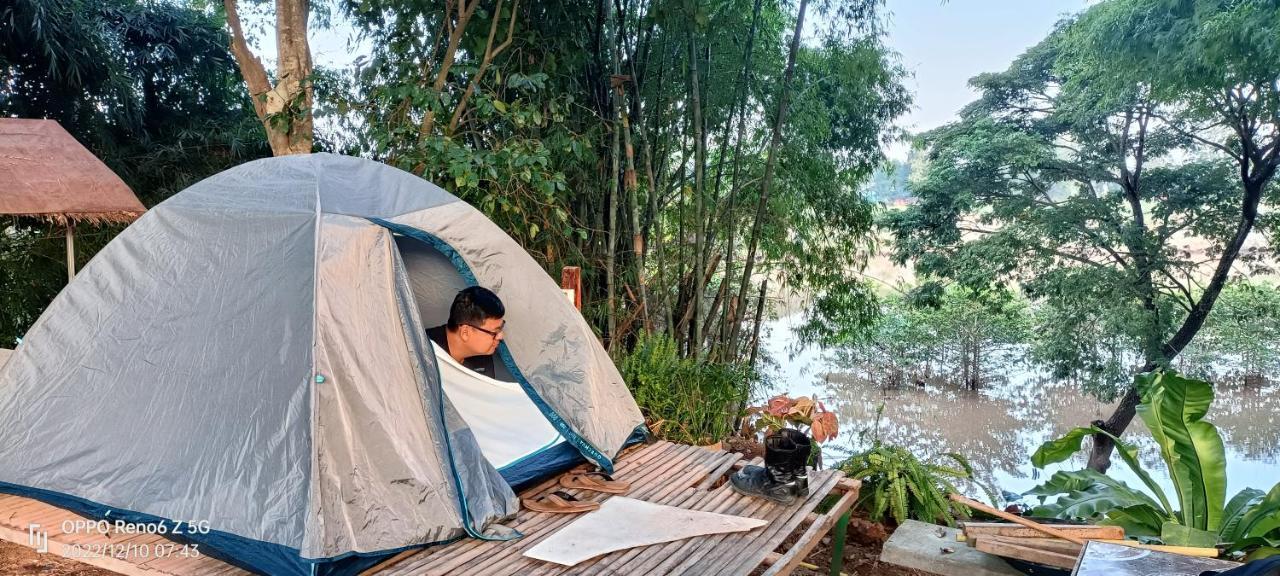 เฮือนน้ำน่าน House By The River Nan Uttaradit Exterior photo